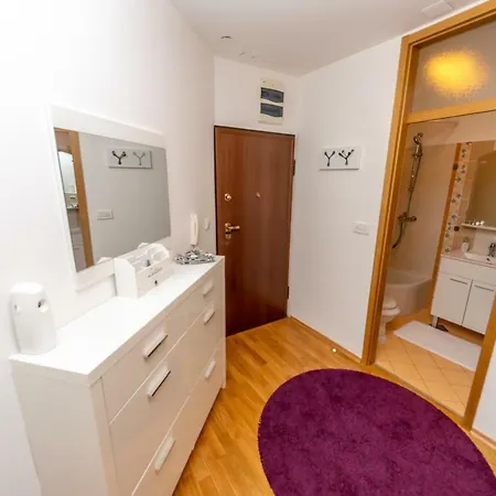 Boki Apartment *